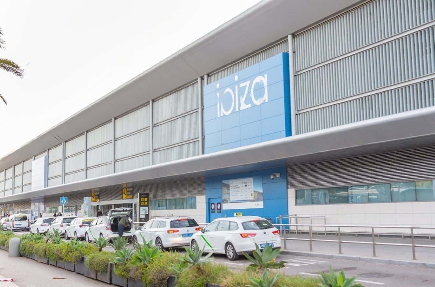 /de/ibiza-airport/